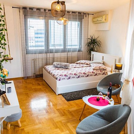 Flexible Selfcheckins 15 & 19 - Zagreb - Garage - Loggia - New - Apartments Repinc Екстериор снимка
