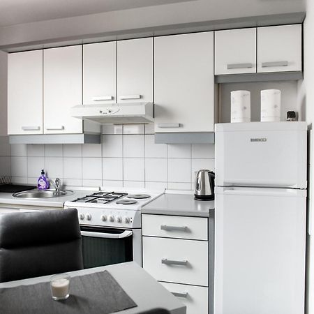 Flexible Selfcheckins 15 & 19 - Zagreb - Garage - Loggia - New - Apartments Repinc Екстериор снимка
