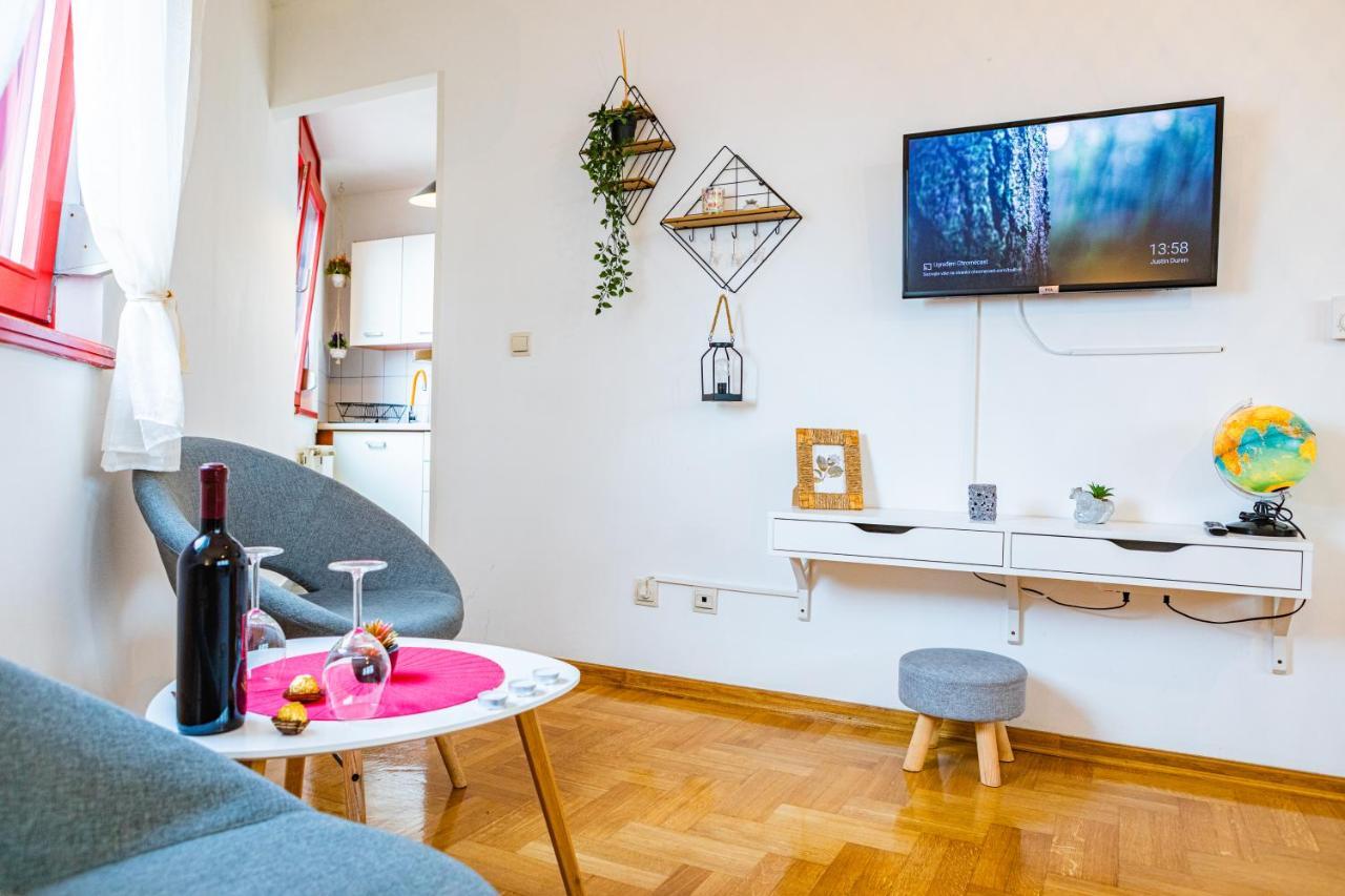 Flexible Selfcheckins 15 & 19 - Zagreb - Garage - Loggia - New - Apartments Repinc Екстериор снимка