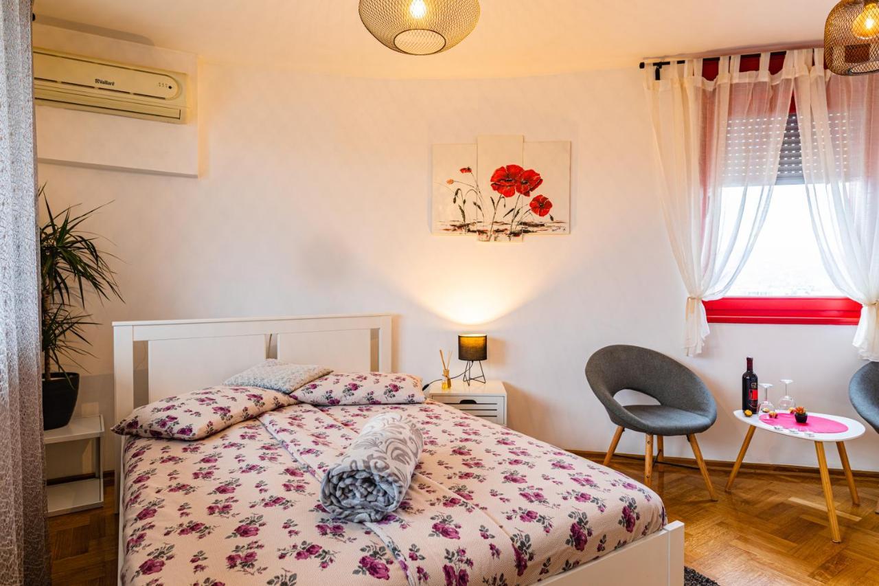 Flexible Selfcheckins 15 & 19 - Zagreb - Garage - Loggia - New - Apartments Repinc Екстериор снимка