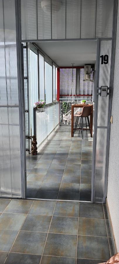 Flexible Selfcheckins 15 & 19 - Zagreb - Garage - Loggia - New - Apartments Repinc Екстериор снимка