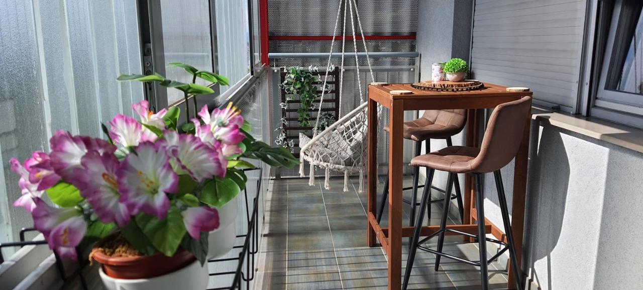 Flexible Selfcheckins 15 & 19 - Zagreb - Garage - Loggia - New - Apartments Repinc Екстериор снимка
