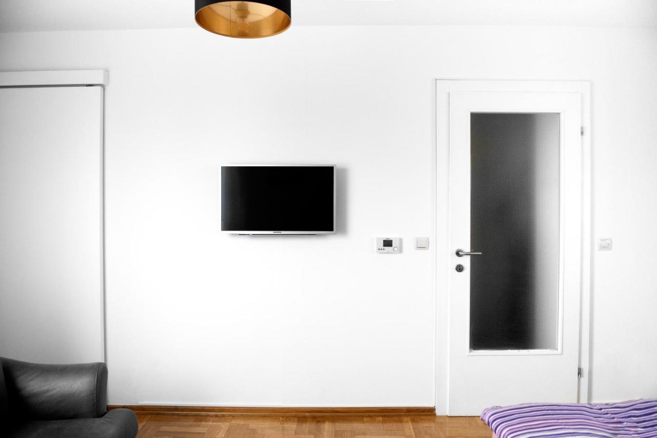 Flexible Selfcheckins 15 & 19 - Zagreb - Garage - Loggia - New - Apartments Repinc Екстериор снимка